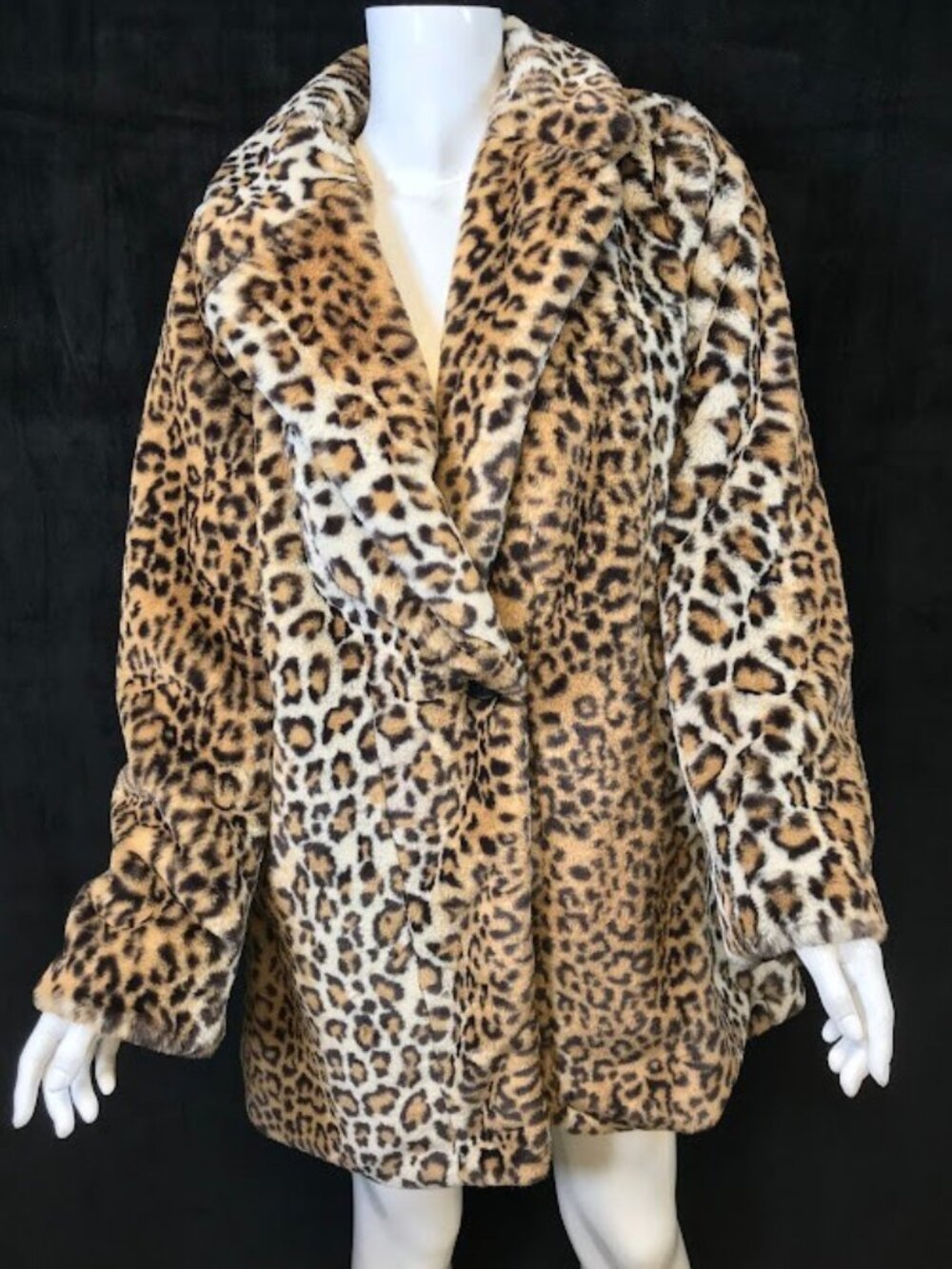 NWT BCBGeneration Leopard Animal Print Faux Fur Coat Medium - Picture 6 of 10